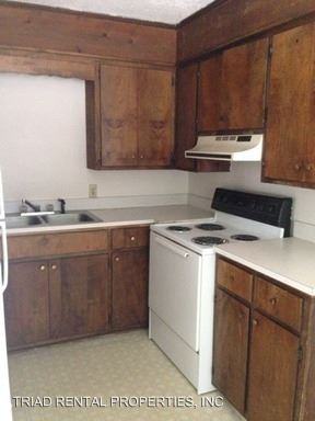 1800-1940 Dennis St - Photo 2 of 4