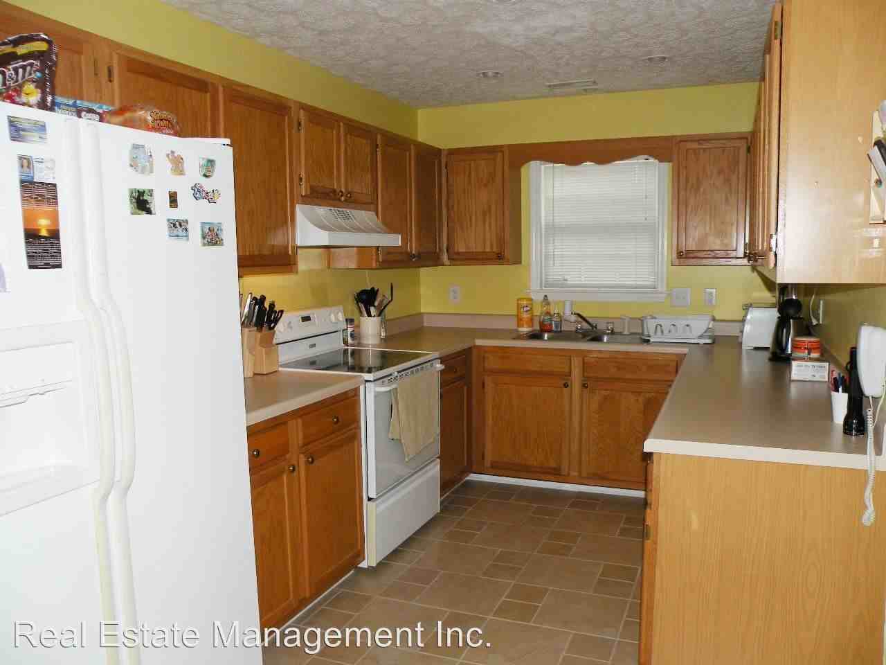 212 Borgo Ct - Photo 3 of 8