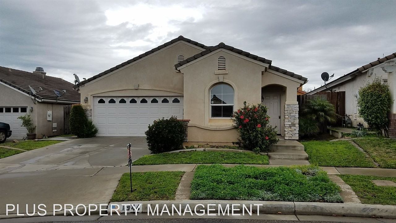 1944 Crimea Ct - Photo 2 of 26