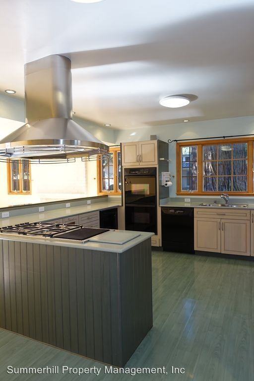 66 Jordan Ave - Photo 2 of 12