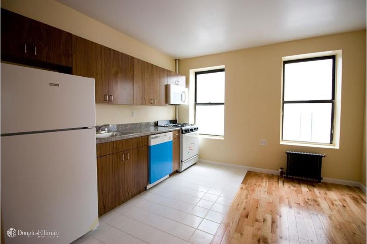 & 23 Thayer St & Sherman #E14