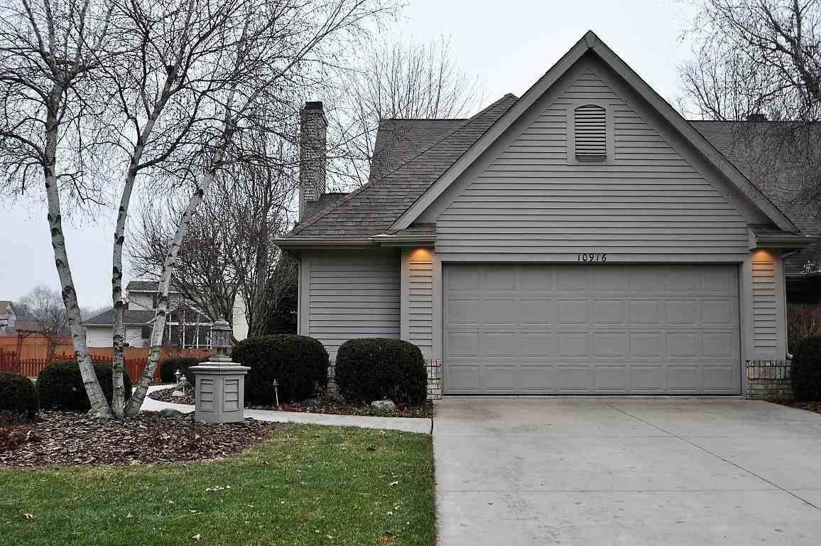 10916 La Cabreah Ln - Photo 2 of 30