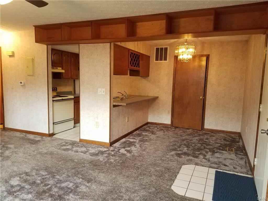 67 W Van Lake Dr - Photo 3 of 14