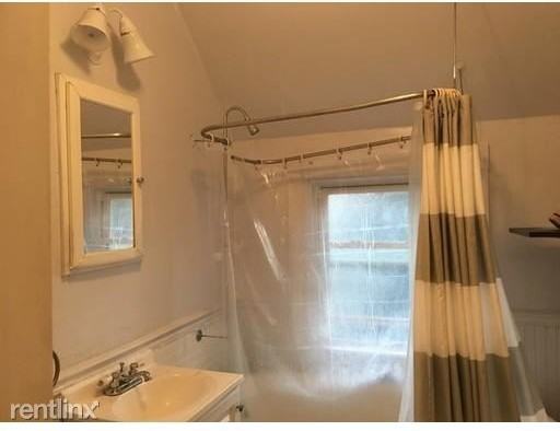 8 Imrie Rd - Photo 3 of 9