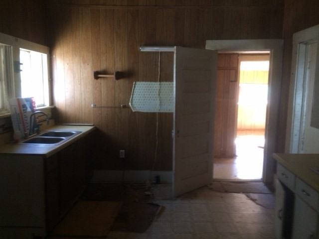 503 Daugherty St - Photo 2 of 8