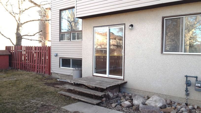 7 Columbia Pl W - Photo 3 of 18