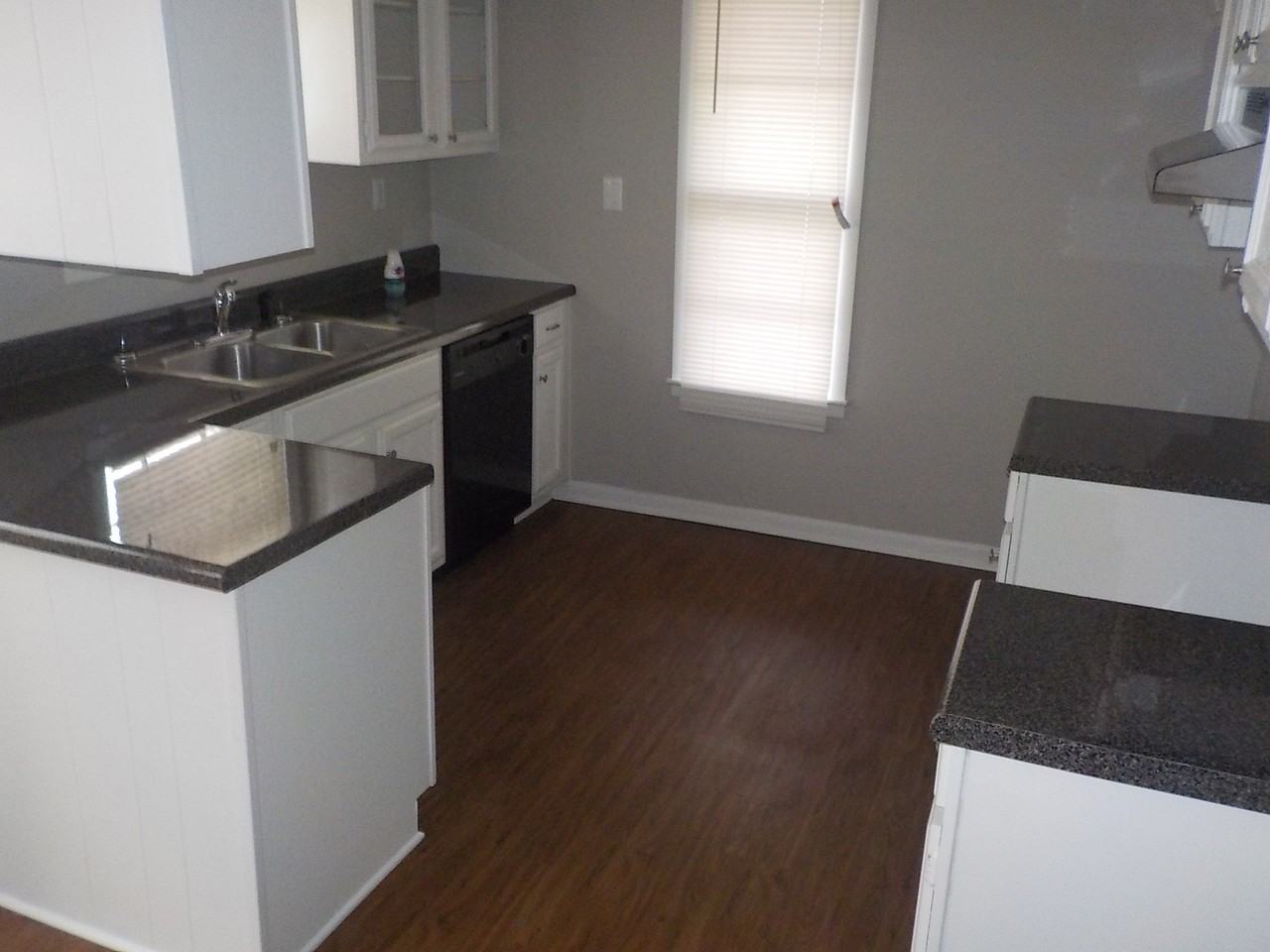 6181 Scarlet Leaf Dr - Photo 3 of 9