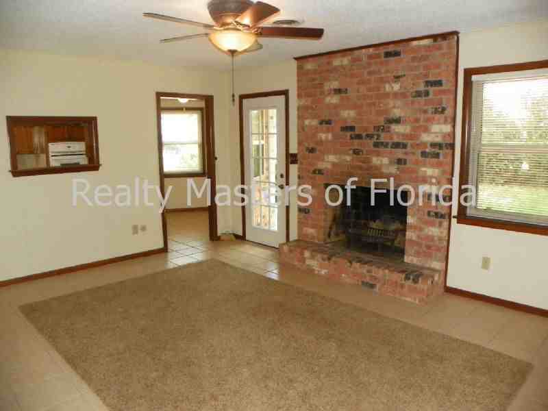 5930 Leesway Blvd - Photo 2 of 19