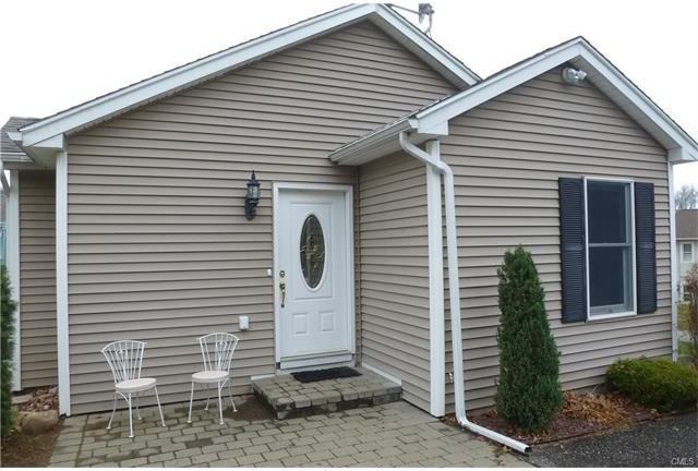 13 Beech Tree Rd - Photo 2 of 13