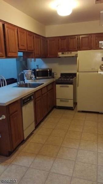 2-6 Telemark Dr #4 - Photo 2 of 10