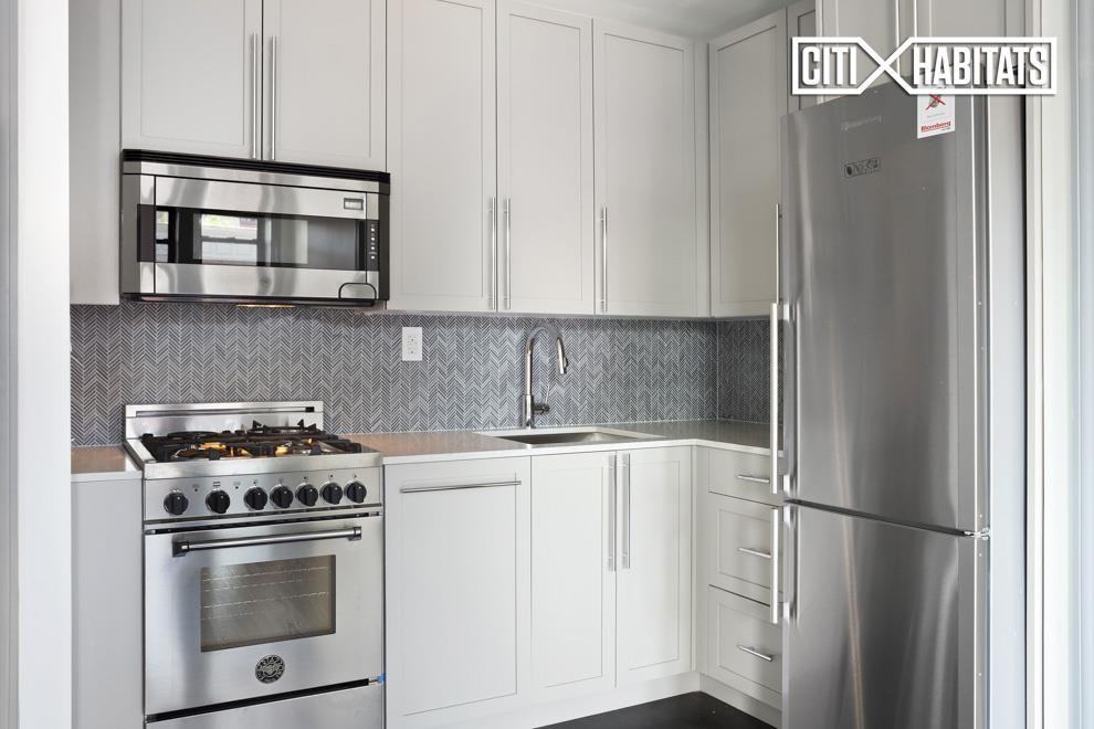 1499-1401 8th Ave #8 - Photo 3 of 6