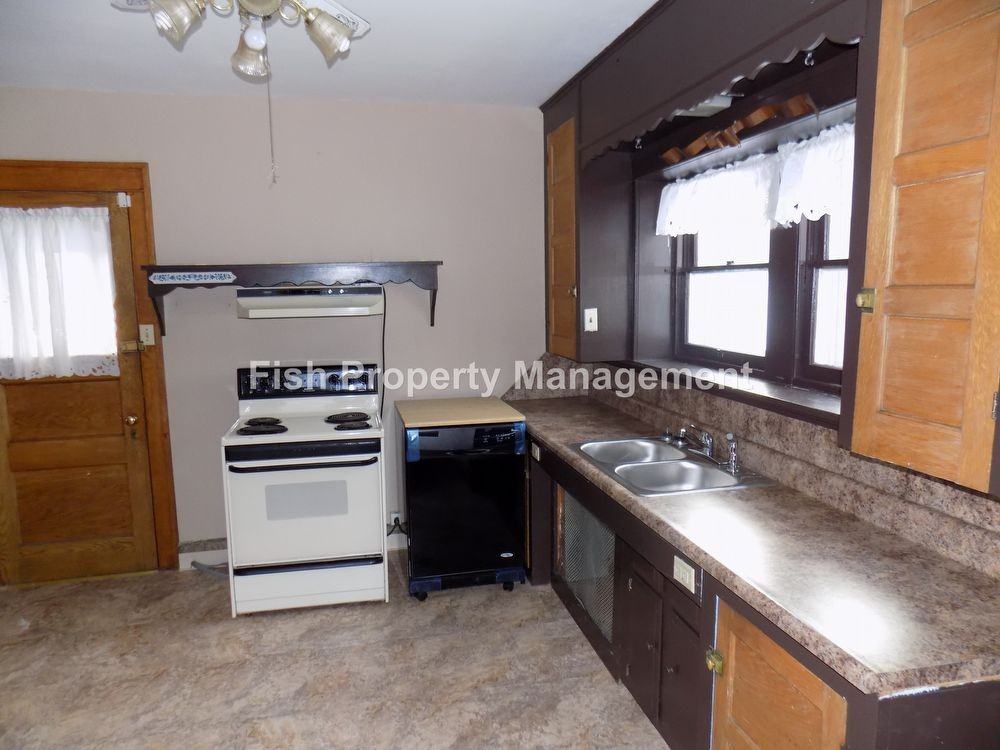 519-501 S Main St - Photo 3 of 21