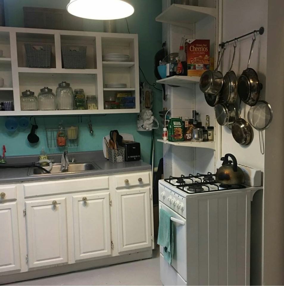 16 Waverly Avenue L - Photo 2 of 7