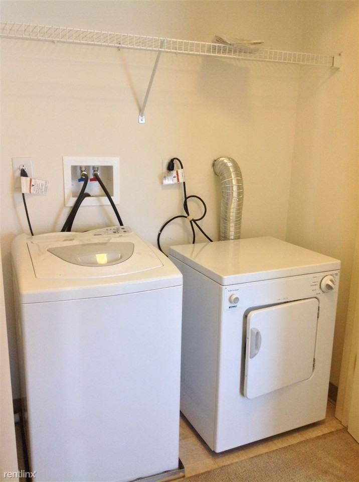 North Market/South Carroll Apartments - Photo 2 of 7