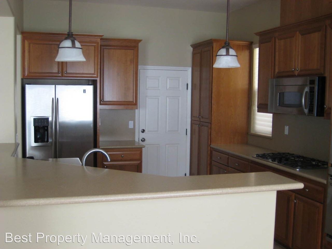 5593 McFarlan Ranch Dr - Photo 3 of 7