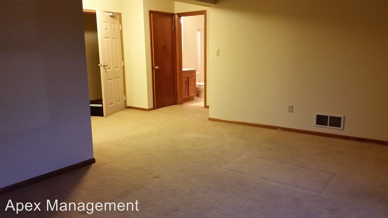 45 E. Raspberry St. - Photo 2 of 6