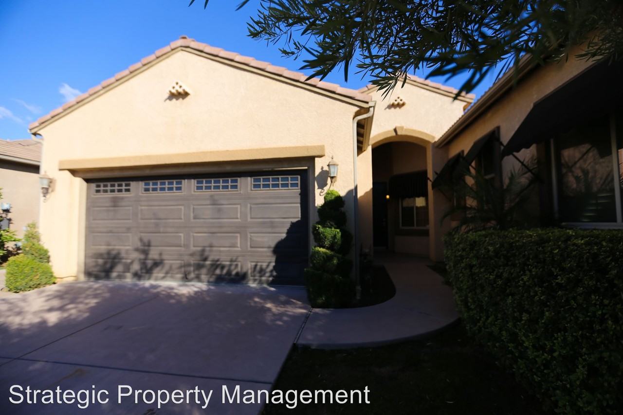 5848 N La Paz Ave - Photo 3 of 32