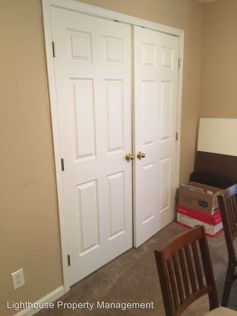 26-20 Hillside Ct #102-132 - Photo 3 of 6