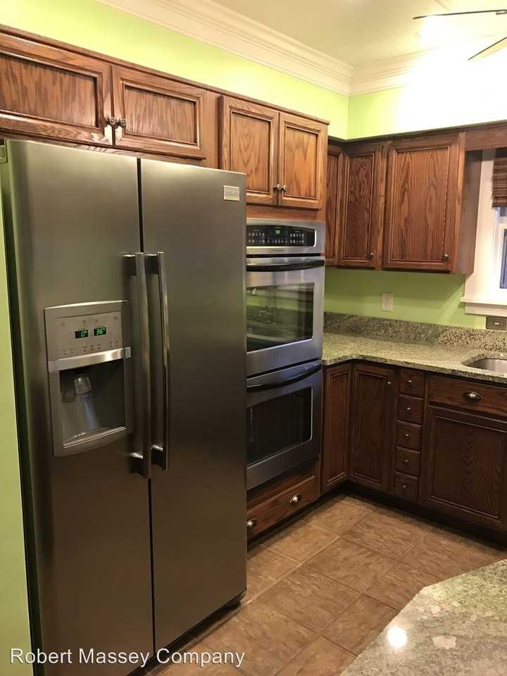 2629 Valletta Rd - Photo 3 of 15