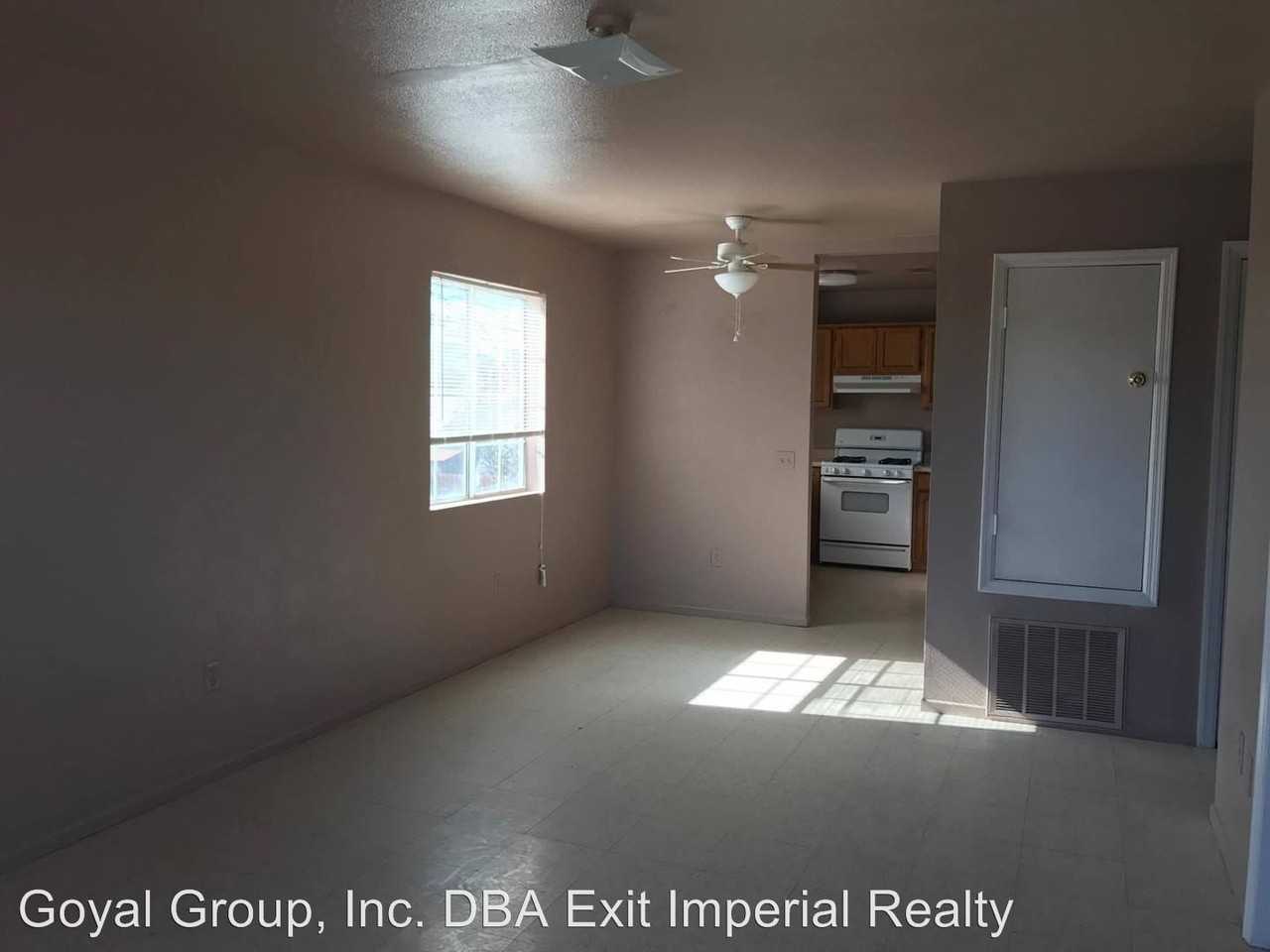 1000-1198 G St - Photo 2 of 14