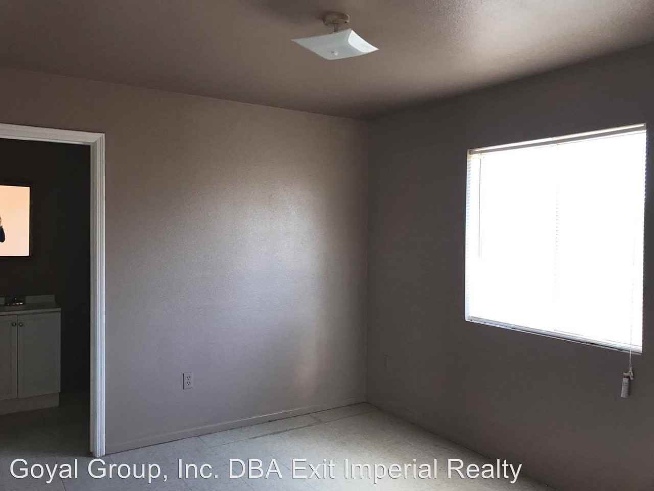 1000-1198 G St - Photo 3 of 14