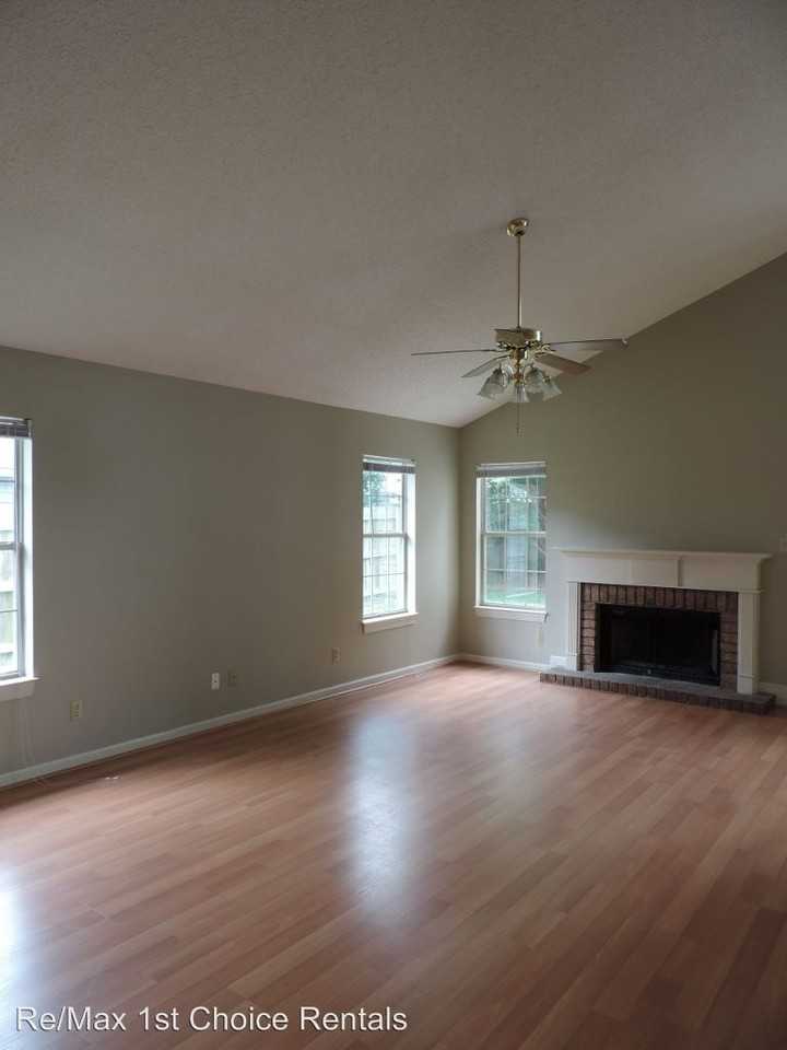 5 Bellingrath Ct - Photo 3 of 16