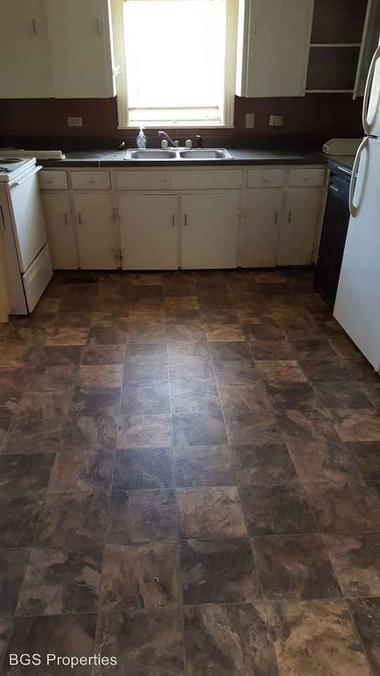 100 W Parkview St - Photo 3 of 4