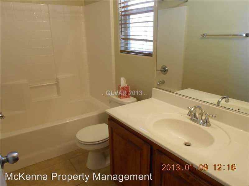 1311 Gingerbread Man Ave - Photo 3 of 17