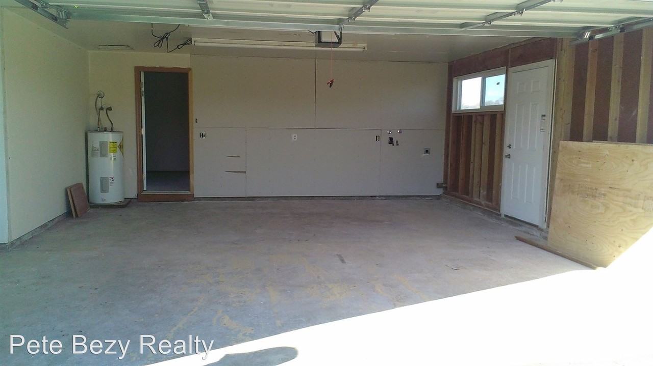 17835 Gibson Rd SW - Photo 2 of 12