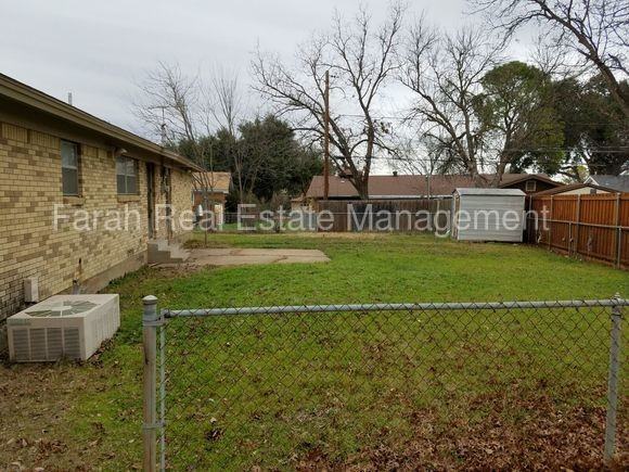 5701 Melinda St - Photo 3 of 39