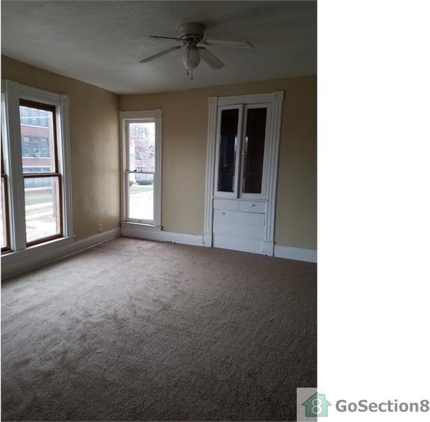 1098-1000 Haskell Ave - Photo 2 of 3