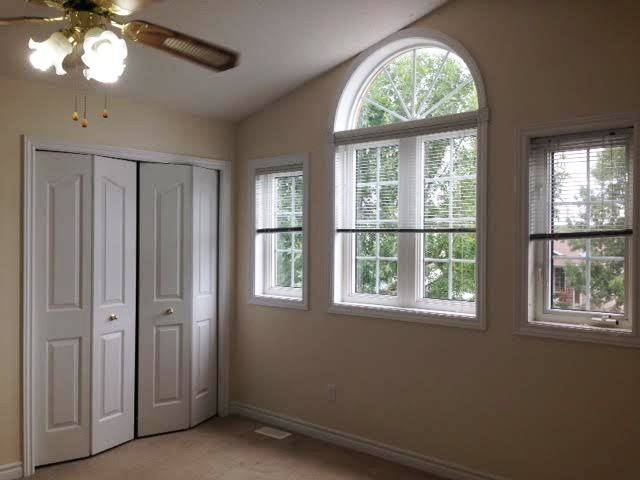 428 Conservatory Dr - Photo 3 of 8