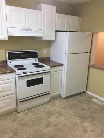 555-523 Dunluce Rd NW - Photo 2 of 17