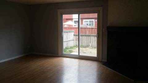 521-495 Dunluce Rd NW - Photo 2 of 8