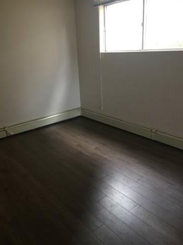 12941 102 St NW - Photo 3 of 8