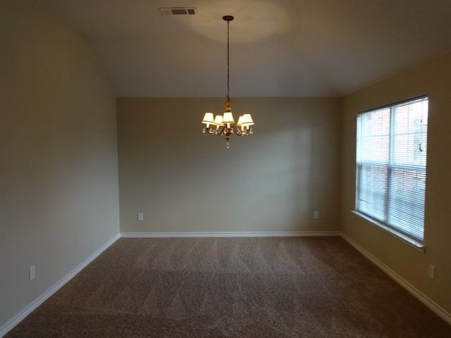 7608 Longbow Ln - Photo 3 of 15