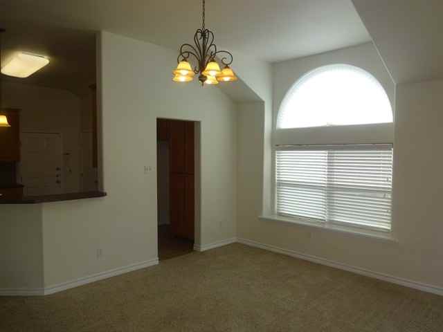 1011 Forest Oak Dr - Photo 3 of 13