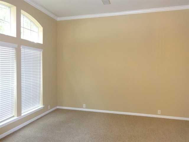 5723 Eldridge Glen Dr - Photo 3 of 13