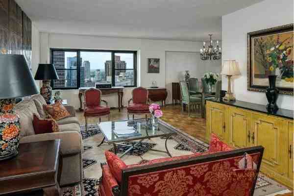 27-25 Central Park West 71G - Photo 2 of 10