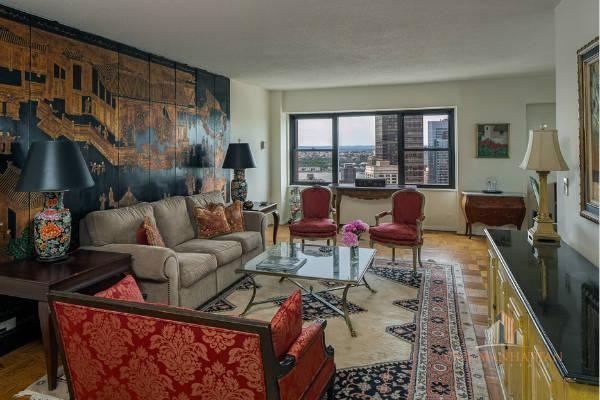 27-25 Central Park West 71G - Photo 3 of 10