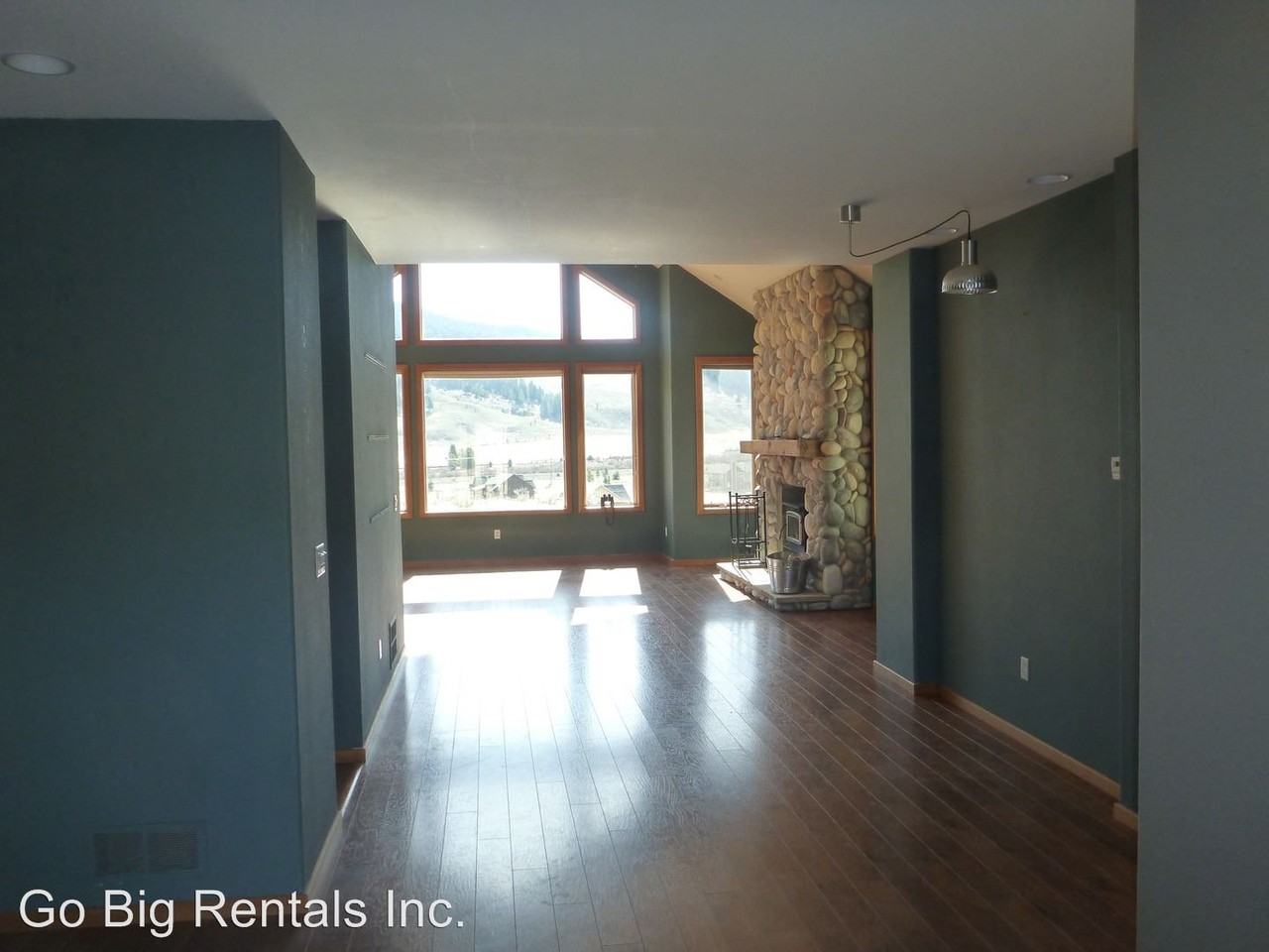 279 Riverview Ln - Photo 2 of 17