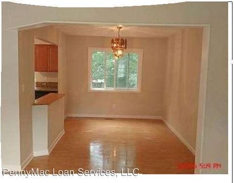 46 Pine Tree Dr - Photo 3 of 3