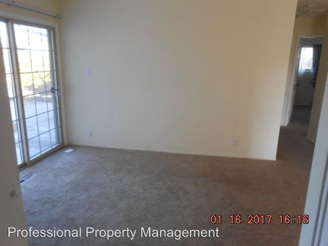 2591 Henry Ave - Photo 3 of 9