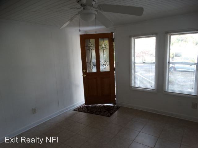 1905 W La Rua St - Photo 2 of 21