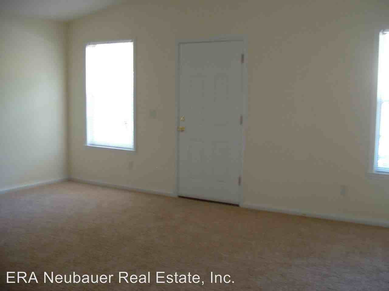 2218 Anne Ave - Photo 2 of 7