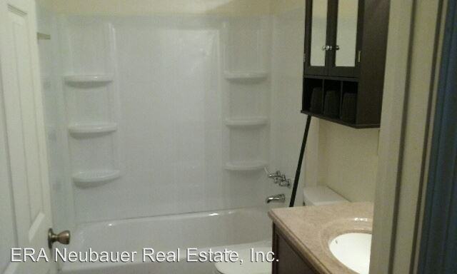 1715 Palmetto Ave - Photo 3 of 11