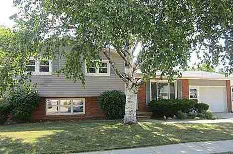 603 Cole St - Photo 2 of 20