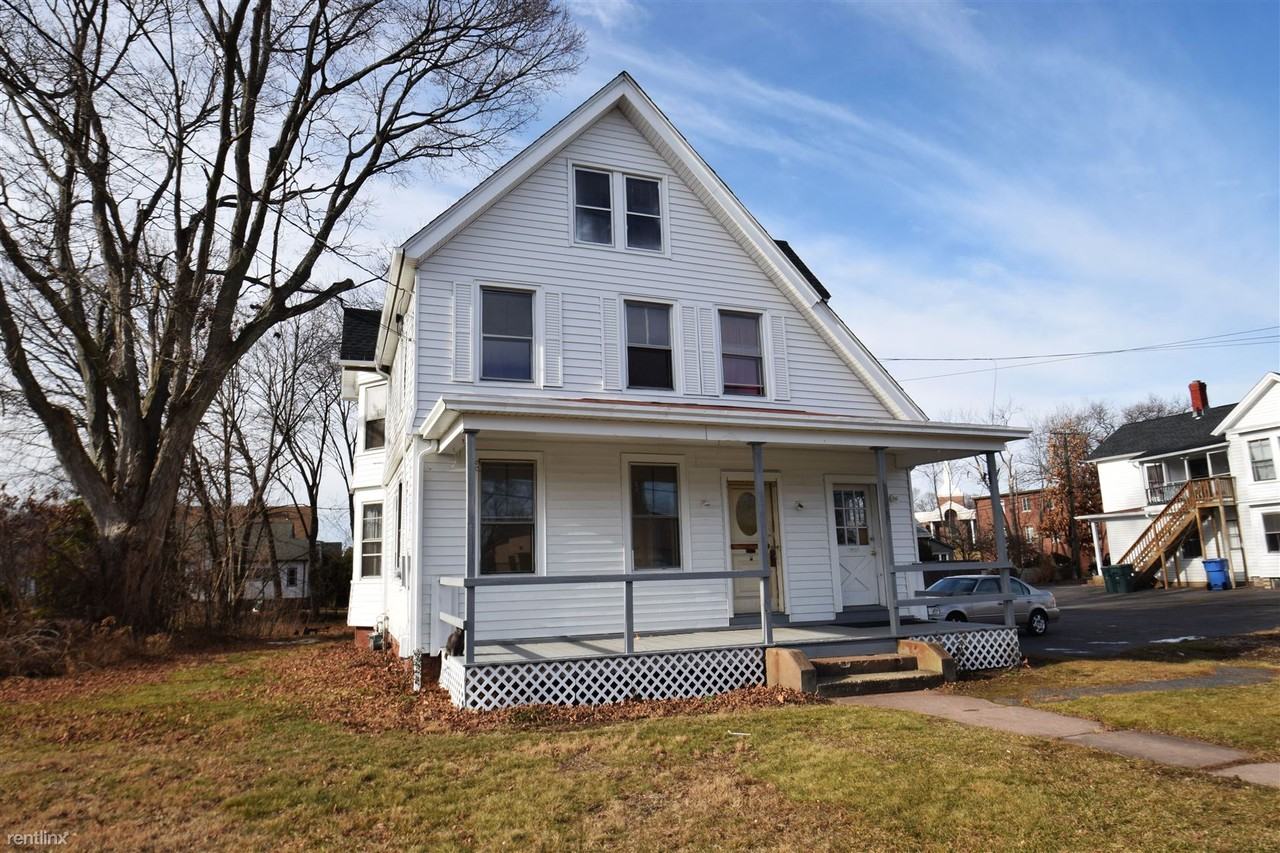 250 Main St - Photo 2 of 9