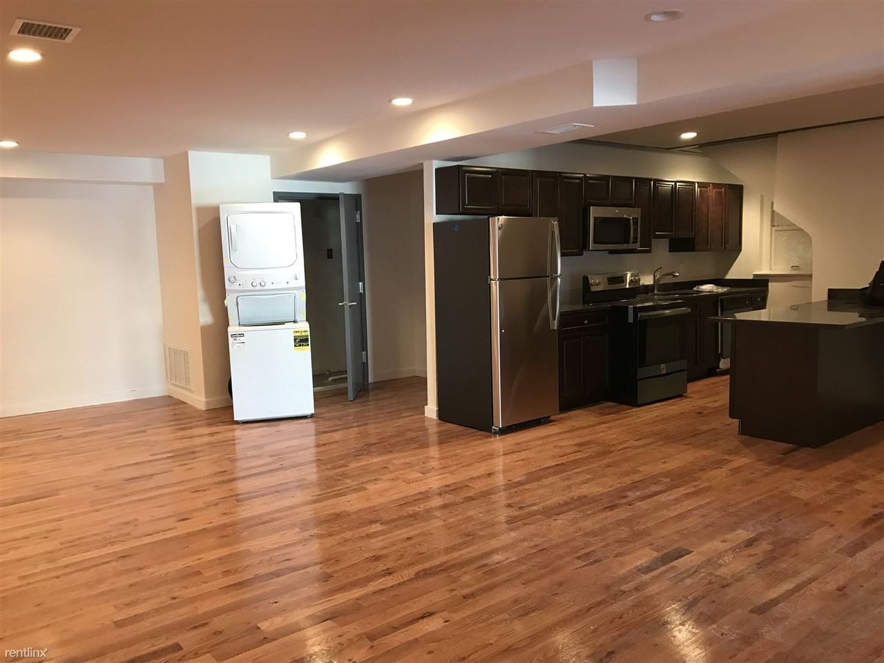 87 Halsey St - Photo 2 of 6