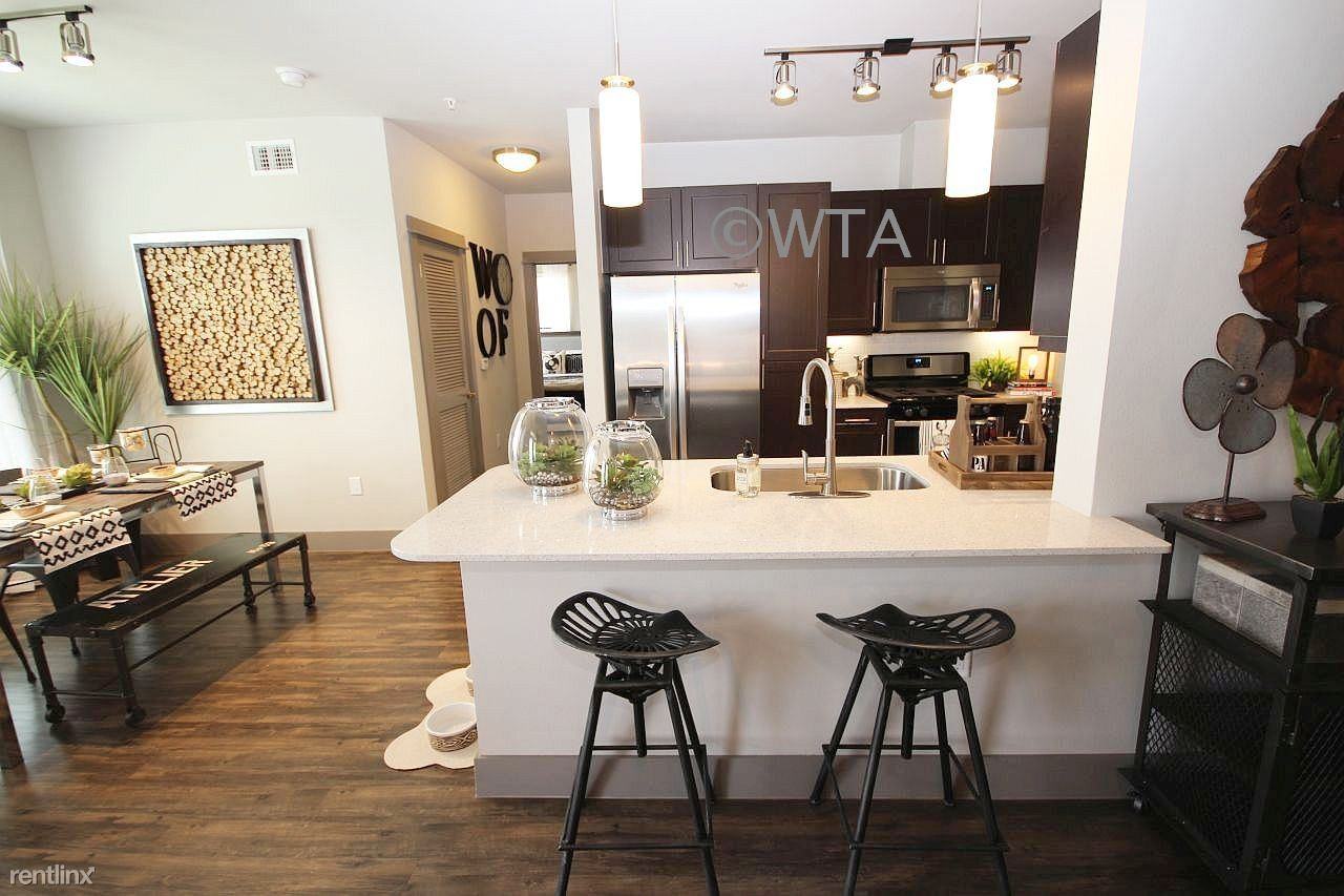 southwest parkway - Photo 3 of 9